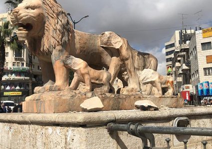 ارزيقات: الشخص الذي تعدى على تماثيل الأسود يعاني من اضطراب نفسي