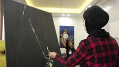 "الزنانة تأكل معي" لعاطف أبو سيف على مسرح باريس