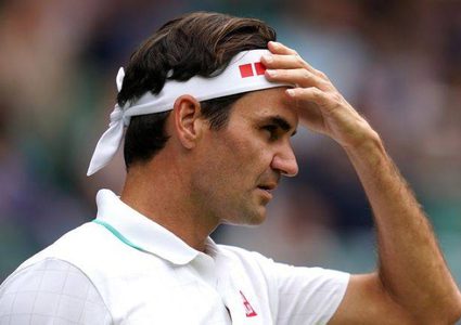 فيدرر يخرج من نادي العشرة الأوائل