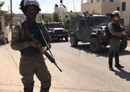 اعتقال سيدة فلسطينية عند مدخل مستوطنة هار أدار