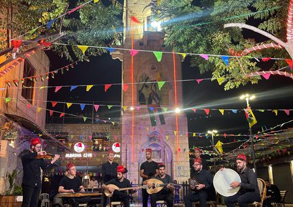 أهمية إحياء ذكرى المولد النبوي وانتشار مظاهر الفرح بها