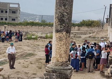 عشرات المستوطنين يقتحمون الموقع الأثري في سبسطية