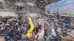 استقبال الأسيرة المحررة نسرين أبو كميل بعد السماح بدخولها للقطاع