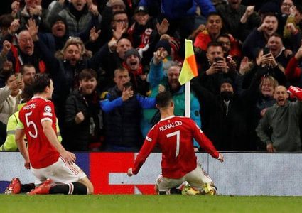 رونالدو يهدي يونايتد فوزاً وصدارة بإسقاط أتالانتا