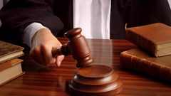 الأشغال الشاقة المؤقتة 10 سنوات وغرامة 10 آلاف دينار لبائع مخدرات