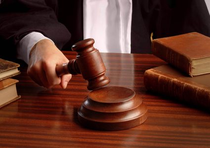 الأشغال الشاقة المؤقتة 10 سنوات وغرامة 10 آلاف دينار لبائع مخدرات