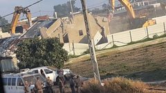 سلطات الاحتلال تهدم منزلا في رهط بالنقب