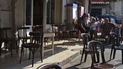 أكثر من 100 عام.. مقهى الميناوي ماضٍ عريق ومستقبل مجهول