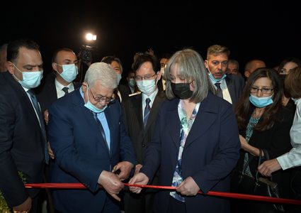 الرئيس يفتتح مشروع تغطية أكبر لوحة فسيفساء بالعالم بقصر هشام