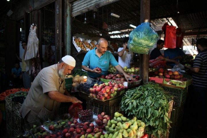 ارتفاع أسعار السلع .. مشكلة عالمية تلقي بظلالها على الفلسطينيين