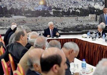 القيادة تجتمع مساء اليوم لبحث آخر التطورات على الساحة الفلسطينية