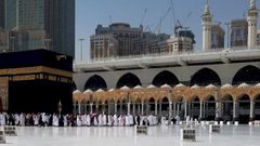 السعودية تصدر قراراً جديداً متعلقاً بموسم العمرة