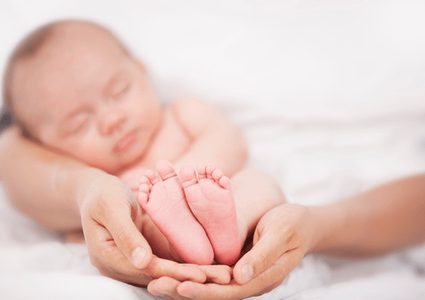 دراسة : عمر الإنجاب المثالي على حسب عدد الأطفال