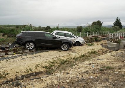 مصرع شخص بانهيارات أرضية جراء إعصار جنوب إيطاليا