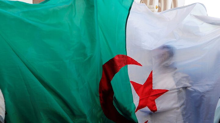 الجزائر توقف توريد الغاز إلى المغرب اعتبارا من نوفمبر