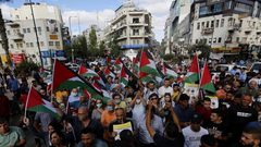 مسيرة وسط مدينة رام الله إسنادا للأسرى المضربين عن الطعام