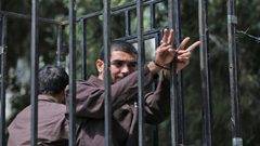 7 أسرى يواصلون إضرابهم عن الطعام رفضاً لاعتقالهم الإداري