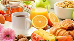 كيف تحول وجبة الفطور إلى وجبة مفيدة وحارقة للدهون ؟