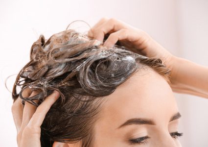 تجنّبوا غسل الشعر قبل النوم