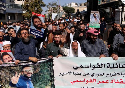 وقفة اسناد للأسرى المضربين عن الطعام في الخضر