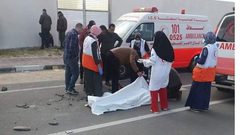 مصرع فتاة بحادث سير وسط قطاع غزة