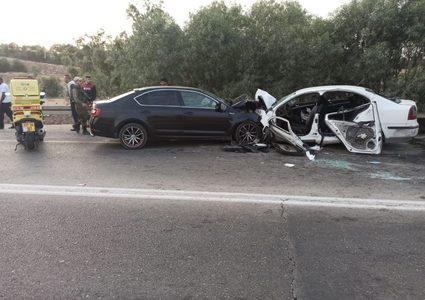 وفاة عاملين من يطا في حادث سير على جنوب الخليل