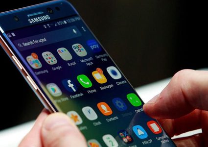 سامسونغ تعمل على تطوير هاتف جديد لمنافسة هواتف Note