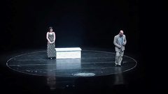 "لغم أرضي".. دراما مسرحية تعالج قضايا وجودية عبر حوار بين زوجين