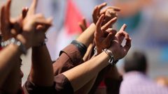 أسرى حماس يشرعون ببرنامج مساند للأسرى المضربين