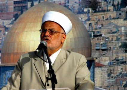 الشيخ صبري: الموافقة على التسوية بالشيخ جراح تؤدي لحصار "الأقصى"