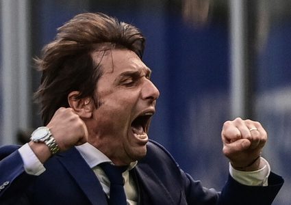 بعد إقالة نونو.. توتنهام يعين كونتي مدربا جديدا