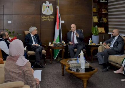 وزارة العمل والوكالة الإيطالية تبحثان سبل التعاون في قطاع العمل