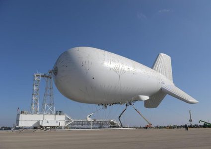 الاحتلال ينشر منطادا متطورا على حدود لبنان