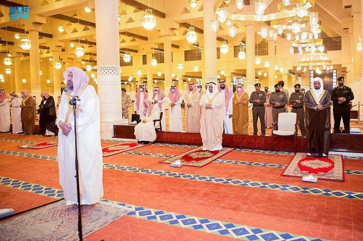المملكة السعودية تؤدي صلاة الاستسقاء صباح اليوم