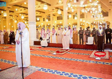المملكة السعودية تؤدي صلاة الاستسقاء صباح اليوم