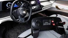 عصا تحكم بألعاب الفيديو عملاقة تدخل موسوعة غينيس