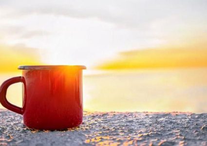 مشروب يساعد في تجديد شباب البشرة