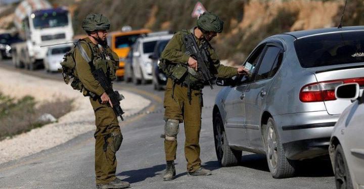الاحتلال يعيق حركة تنقل المواطنين شمال غرب القدس