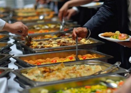 "الاقتصاد": إخطار 26 مطعماً ومحلاً للحلويات لتلاعبها بالأسعار