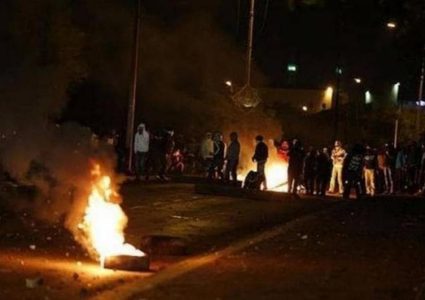 إصابتان بالرصاص إحداهما حرجة خلال مواجهات مع الاحتلال في البيرة