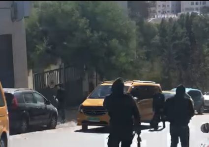 "التعليم العالي" تستنكر اعتداء خارجين على القانون على جامعة القدس