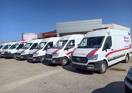 دخول 28 مركبة إسعاف ضمن قافلة أميال لقطاع غزة