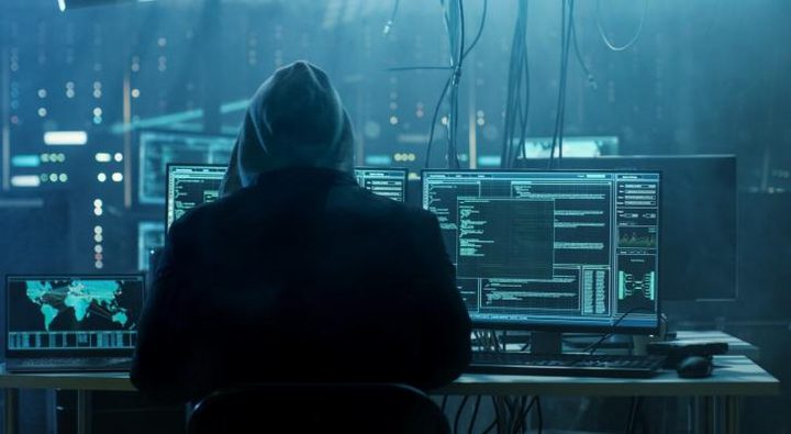 الأسوشيتد برس: الاحتلال اخترق هواتف نشطاء فلسطينيين بحقوق الإنسان