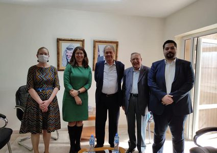 فتوح يطالب التسريع بفتح السفارة الأمريكية في القدس