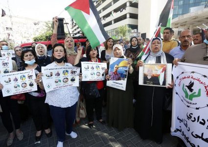 وقفة في نابلس إسناداً للأسرى