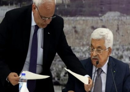 الرئيس:رحيل القائد المناضل د.صائب عريقات يمثل خسارة كبيرة لفلسطين