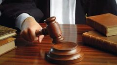 بتهمة بيع سلع غذائية فاسدة.. الحبس 3 سنوات وغرامة 5 آلاف دينار