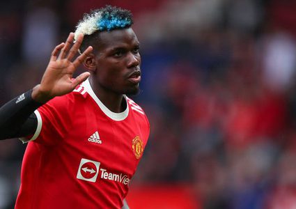 بوجبا يضع شرطًا تعجيزيًا لتجديد عقده مع مانشستر يونايتد