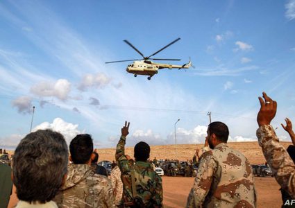 إخراج 300 من "المرتزقة" الموالين لحفتر من ليبيا بطلب من فرنسا