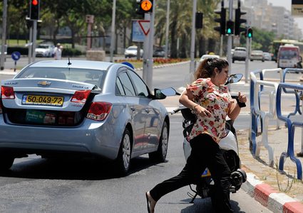 إطلاق صافرات الإنذار في مستوطنات غلاف غزة غداً